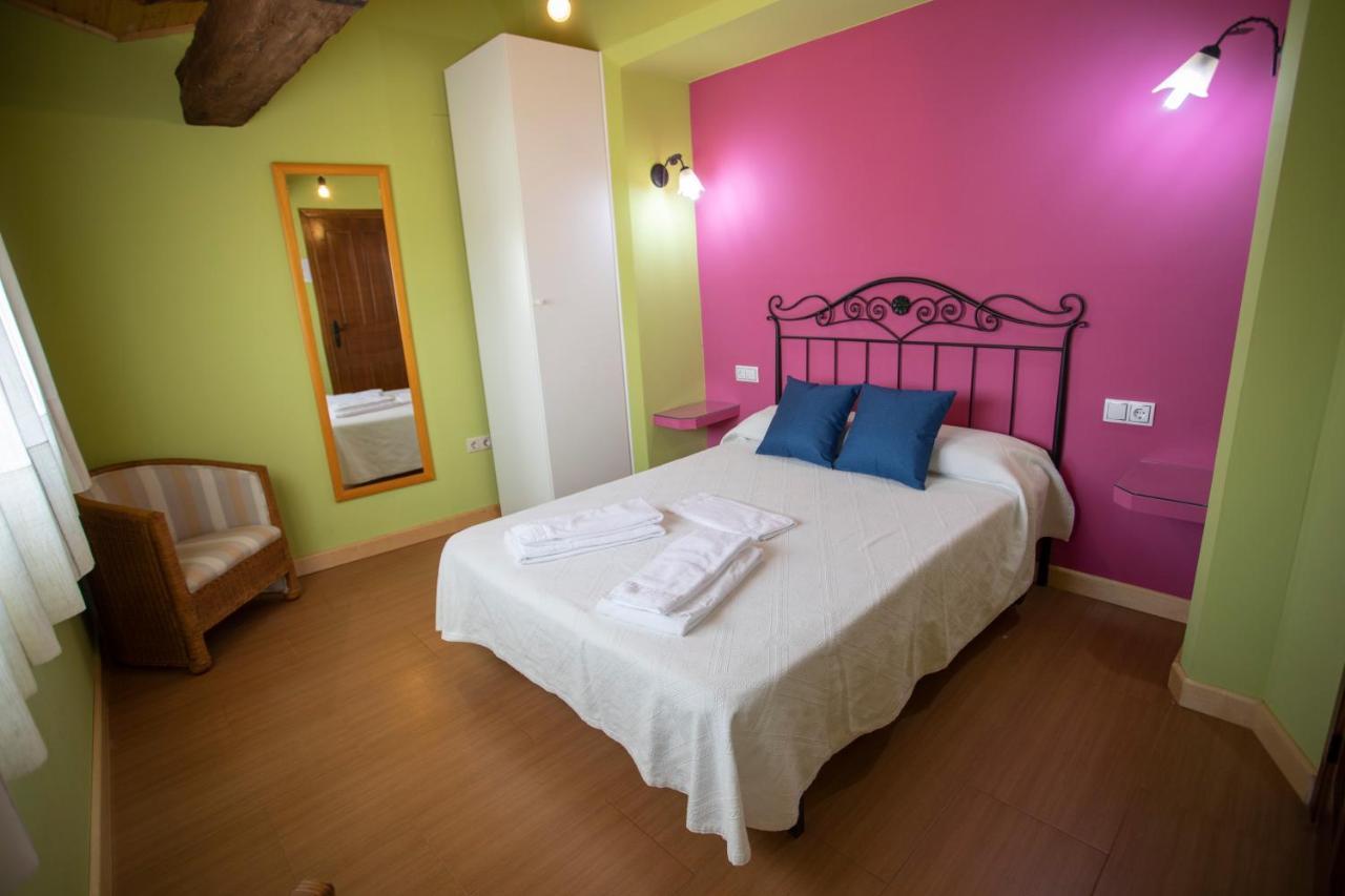 Alojamiento Turistico "El Torreon" Guest House Fresneda de la Sierra Bagian luar foto
