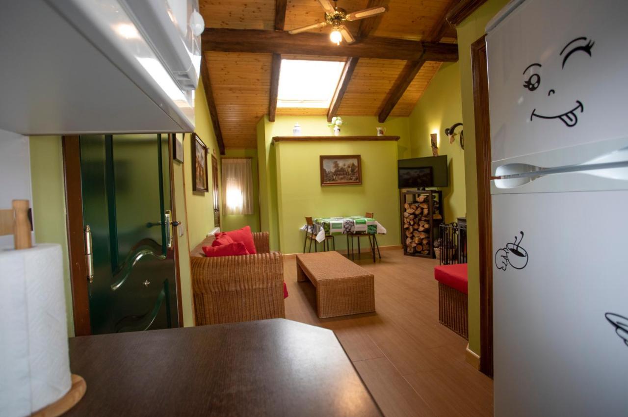 Alojamiento Turistico "El Torreon" Guest House Fresneda de la Sierra Bagian luar foto