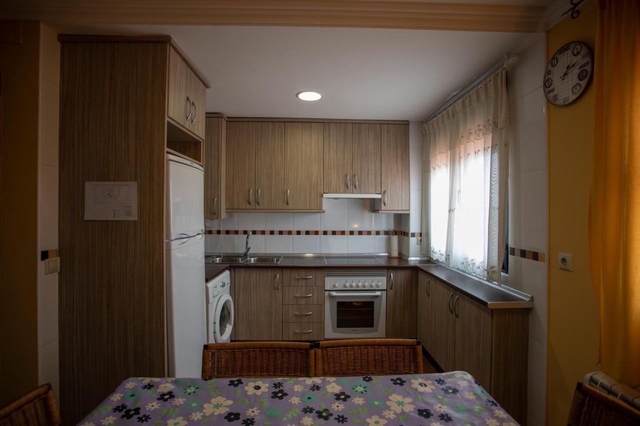 Alojamiento Turistico "El Torreon" Guest House Fresneda de la Sierra Bagian luar foto
