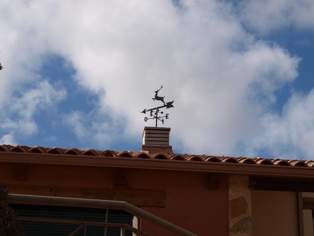 Alojamiento Turistico "El Torreon" Guest House Fresneda de la Sierra Bagian luar foto